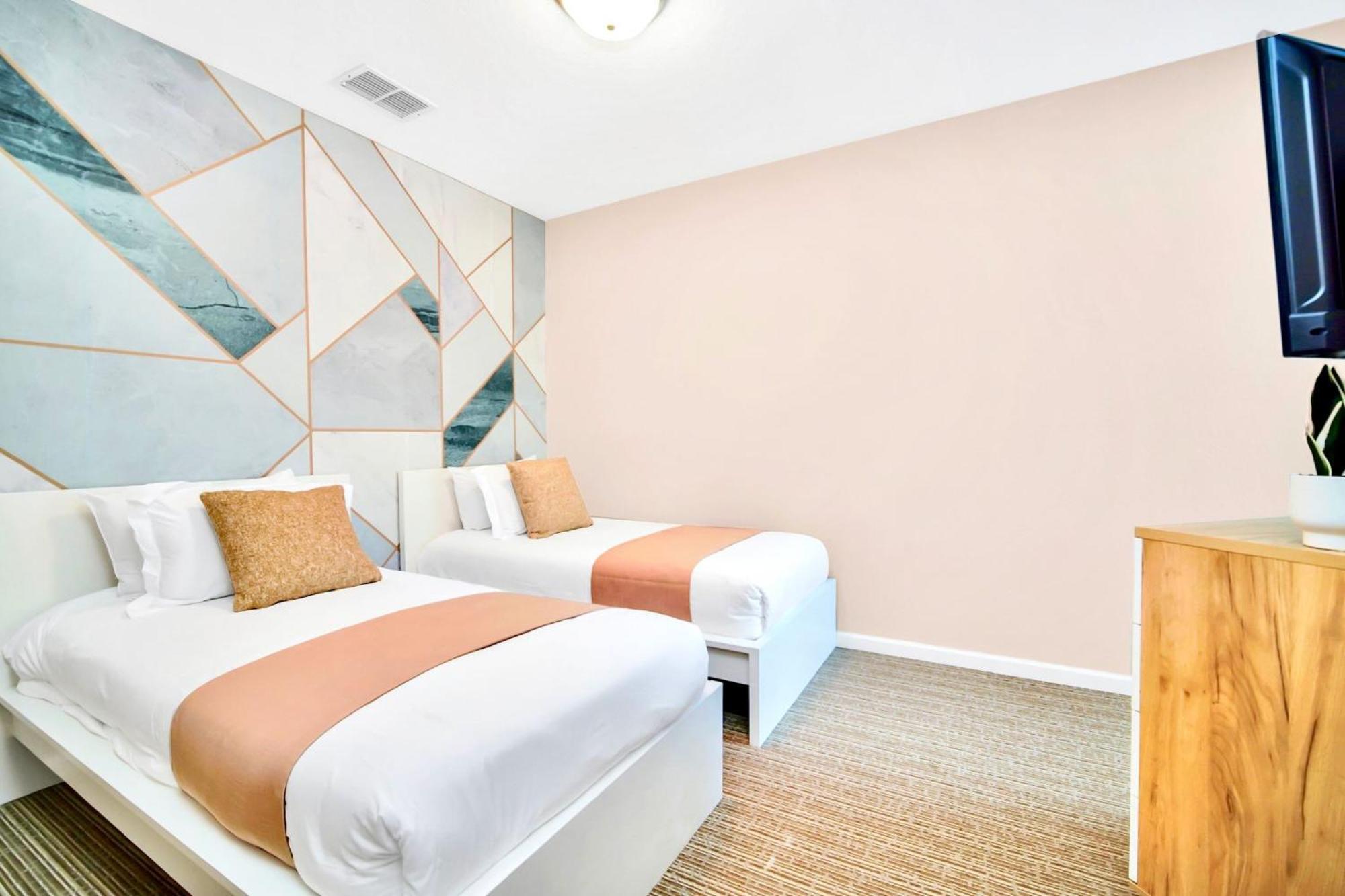 Modern 3Br Condo Near Disney- Pool And Hot Tub Orlando Buitenkant foto
